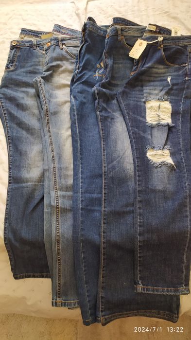 Продам джинсы женские 48-50р по цене 2000тг