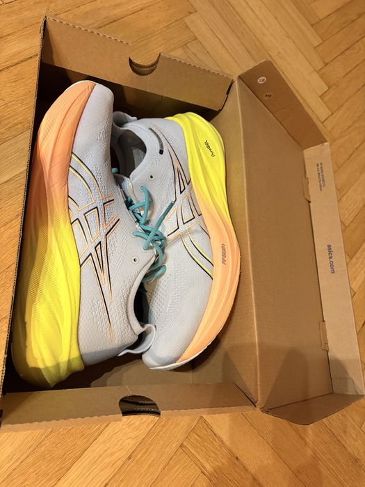 Asics gel nimbus 26 Paris edition