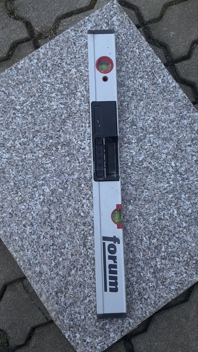 Poloboc nivela digitala