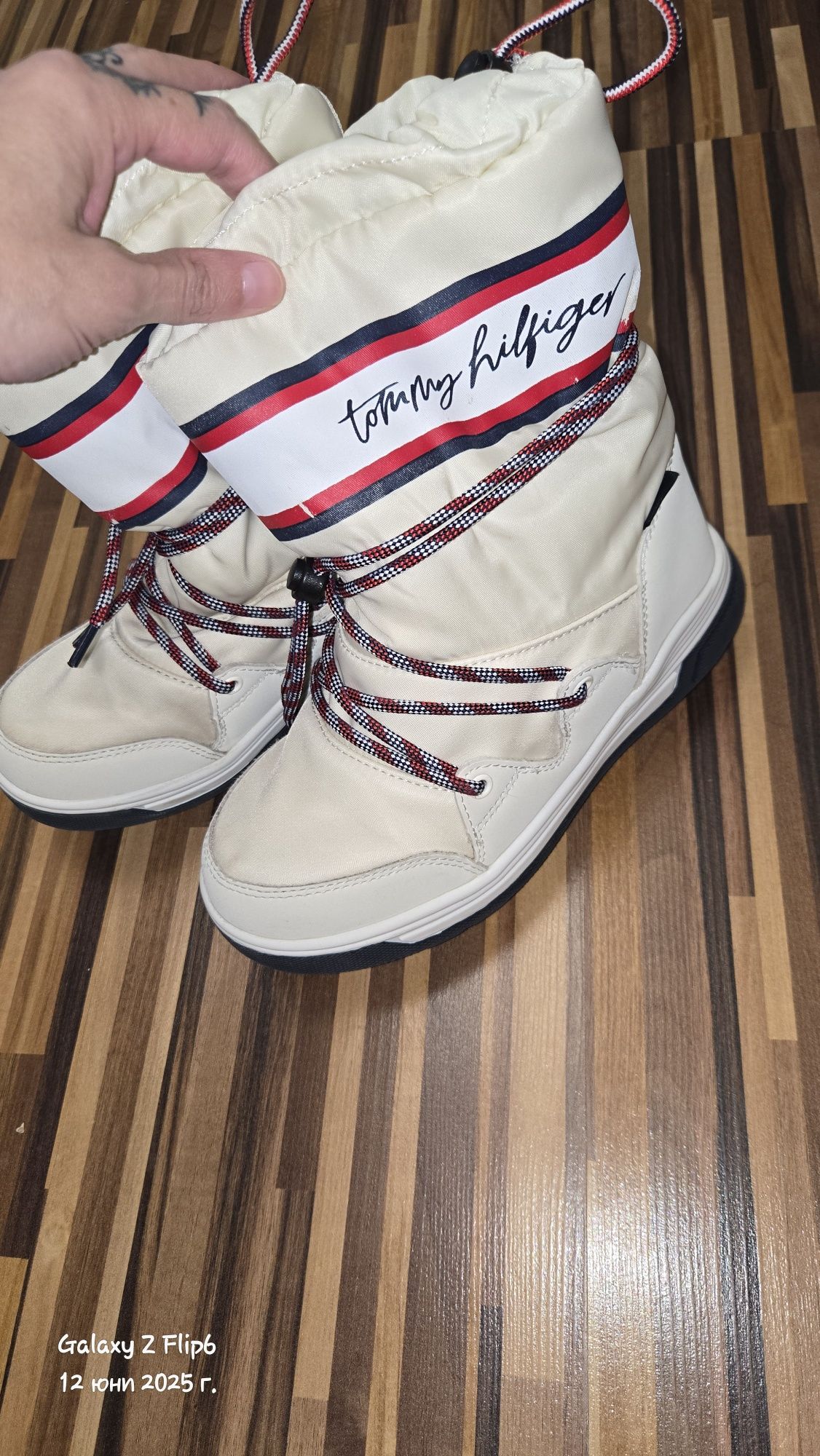 Апрески Tommy Hilfiger 34 номер