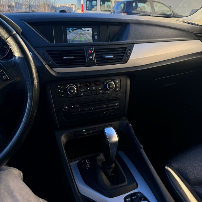 BMW X1 sDrive 18d 143 k.c. Avtomatik