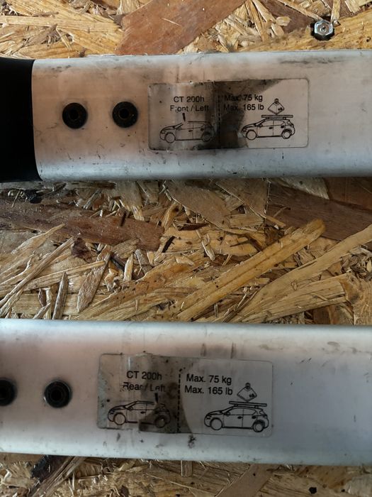 Bare transversale Lexus ct200h