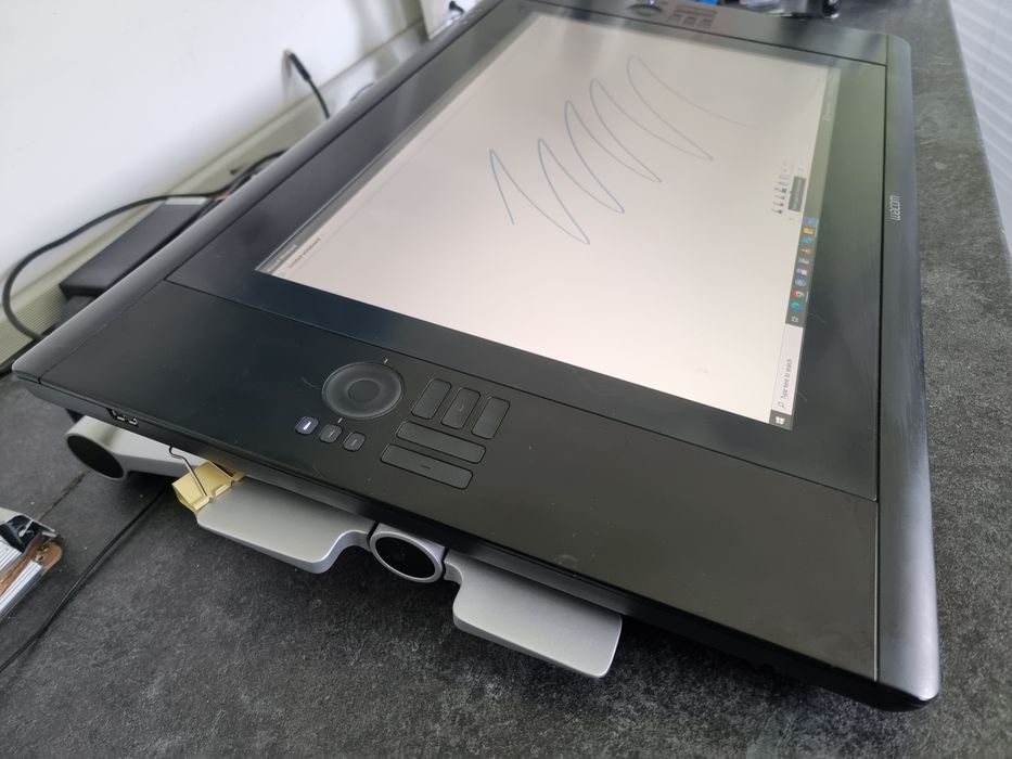 Tableta grafica Wacom Cintiq 24HD