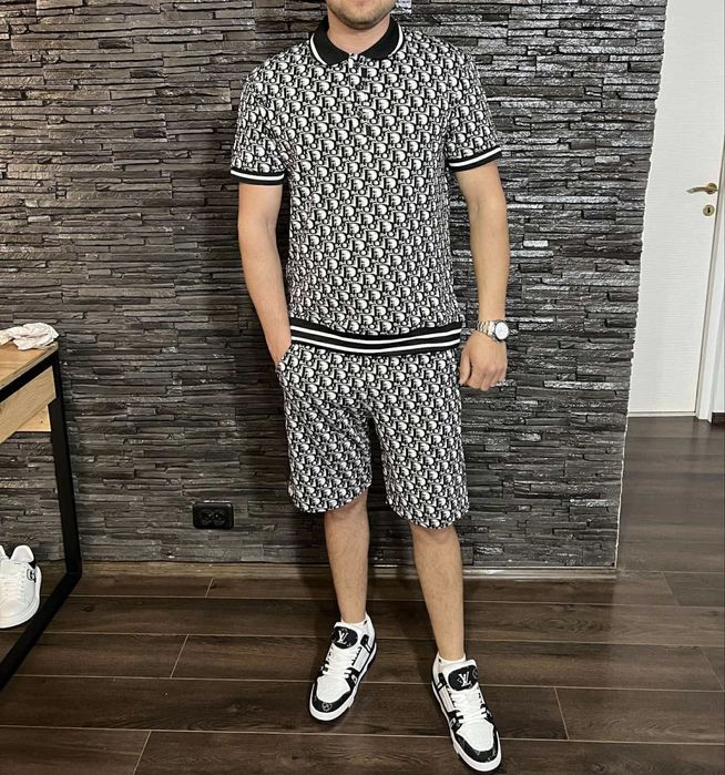 Compleu Dior cu guler