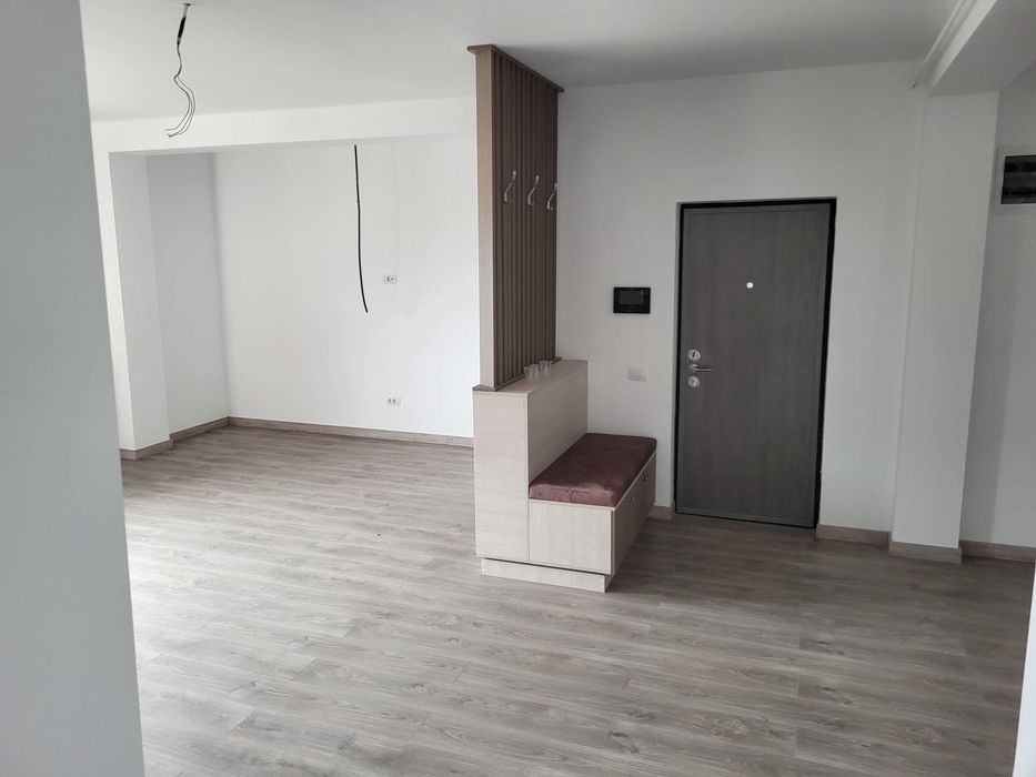 Apartament 3 camere decomandat, Centru