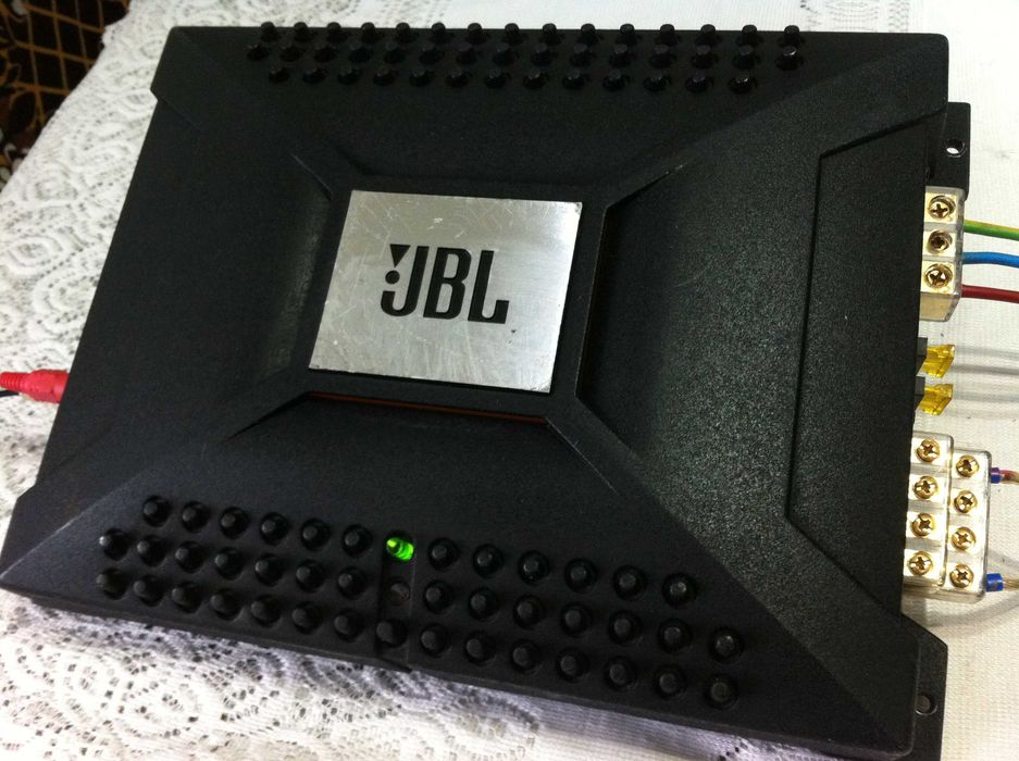 Amplificator Mac Audio max 1000W/Crunch / Germany (hertz  jbl statie