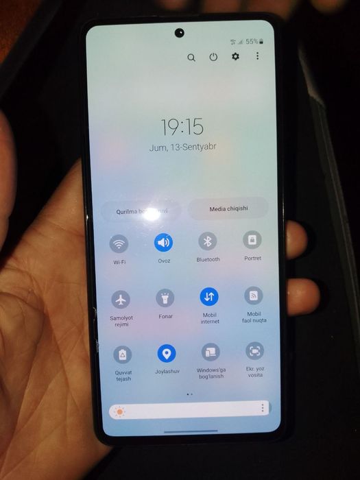 Telefon sotiladi a51 6/128