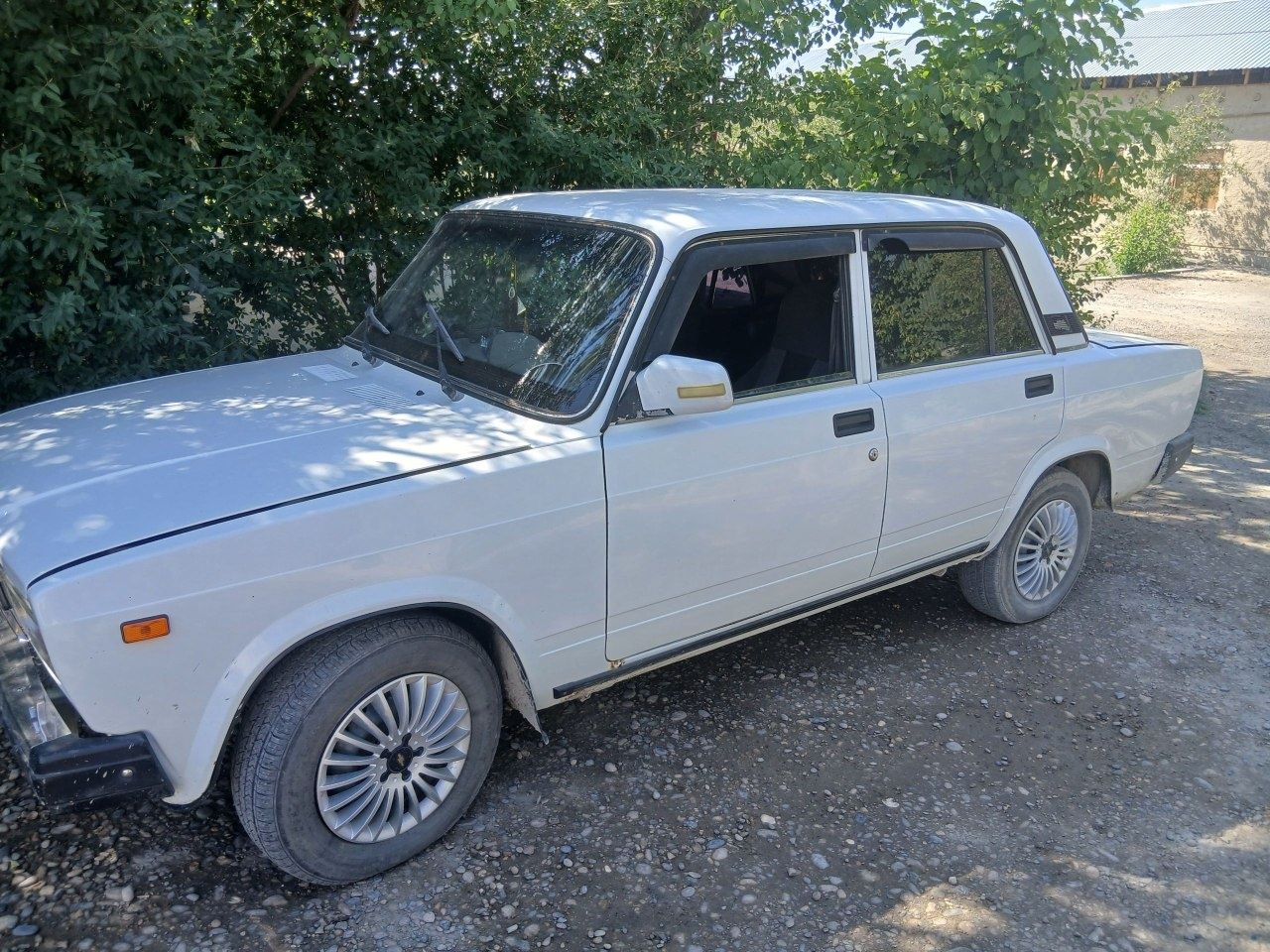Vaz 2107 sotuvda