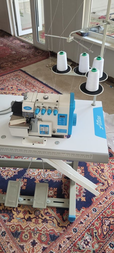 Оверлок 4х нитка Model B747D