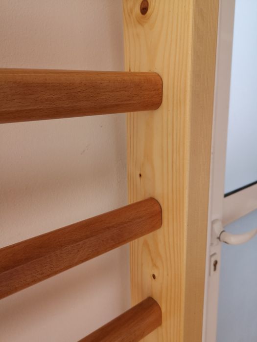 Spalier gimnastica 200/70 cm, 12 trepte, lacuit