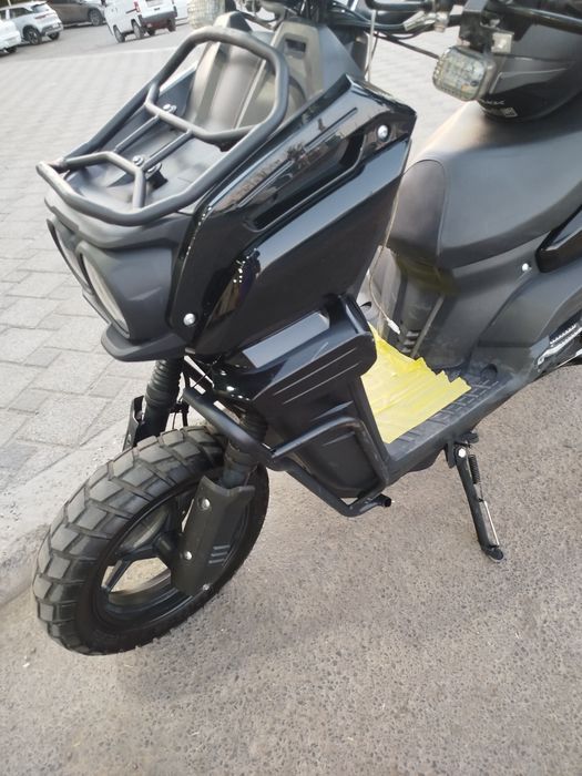 Tank skuteri barter qilinadi