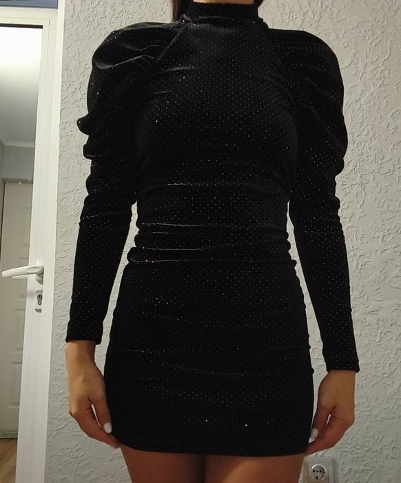 Елегантна дамска рокля