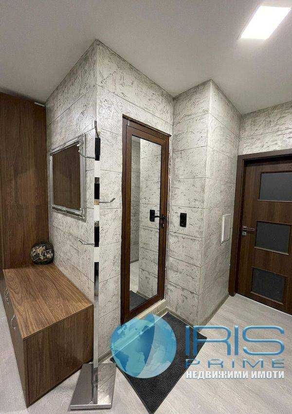 Продава се Двустаен апартамент в Шумен, Тракия - 67 кв.м за 1561 €/кв.м - Снимка #4