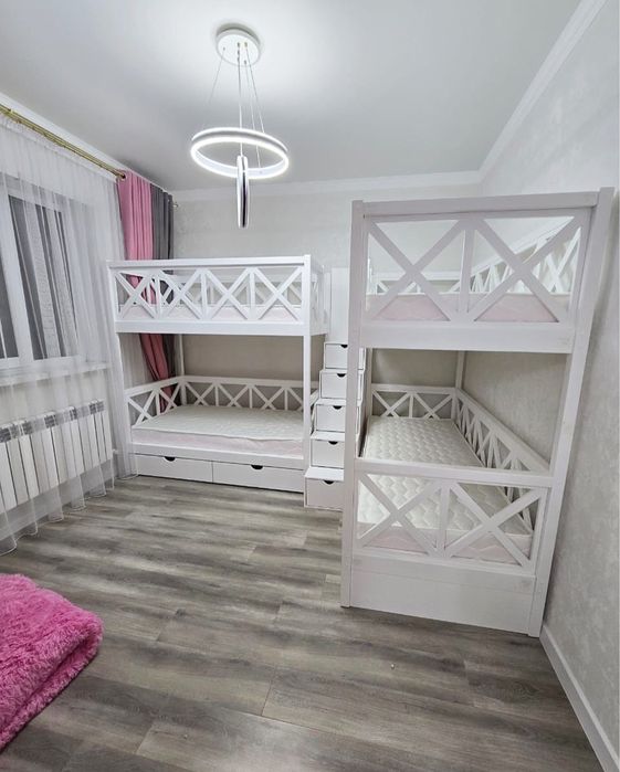 Двухъярусная кровать