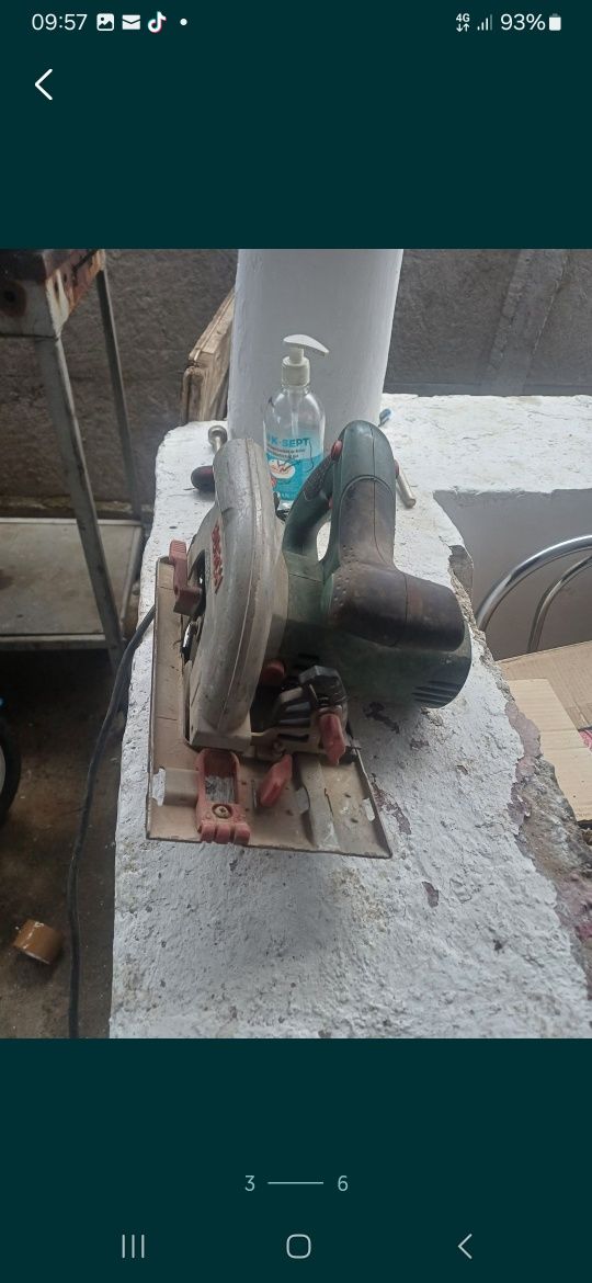 Circular Bosch 250 lei