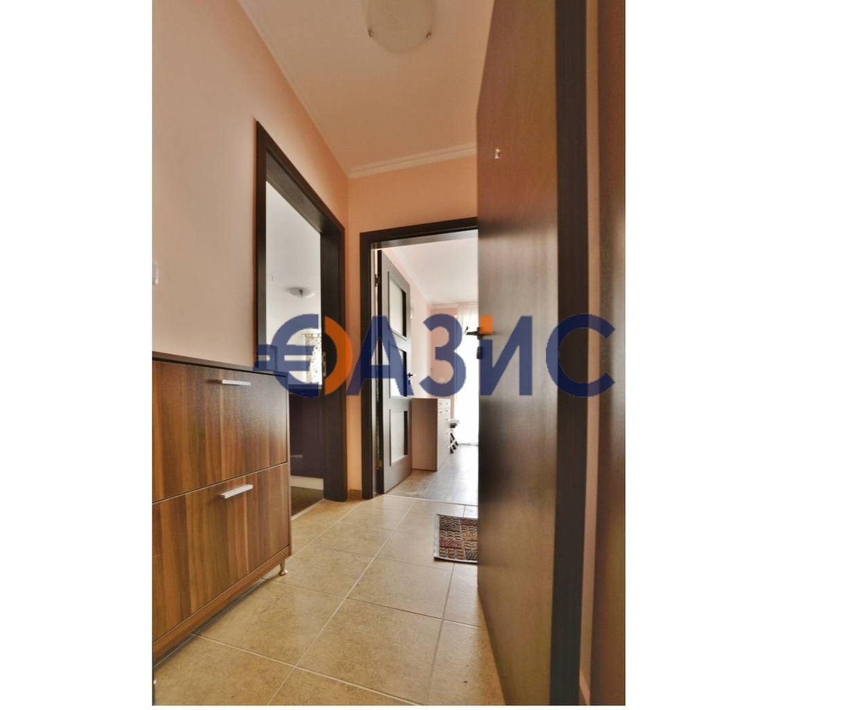 Продава се Двустаен апартамент в к.к. Елените - 58 кв.м за 957 €/кв.м - Снимка #8
