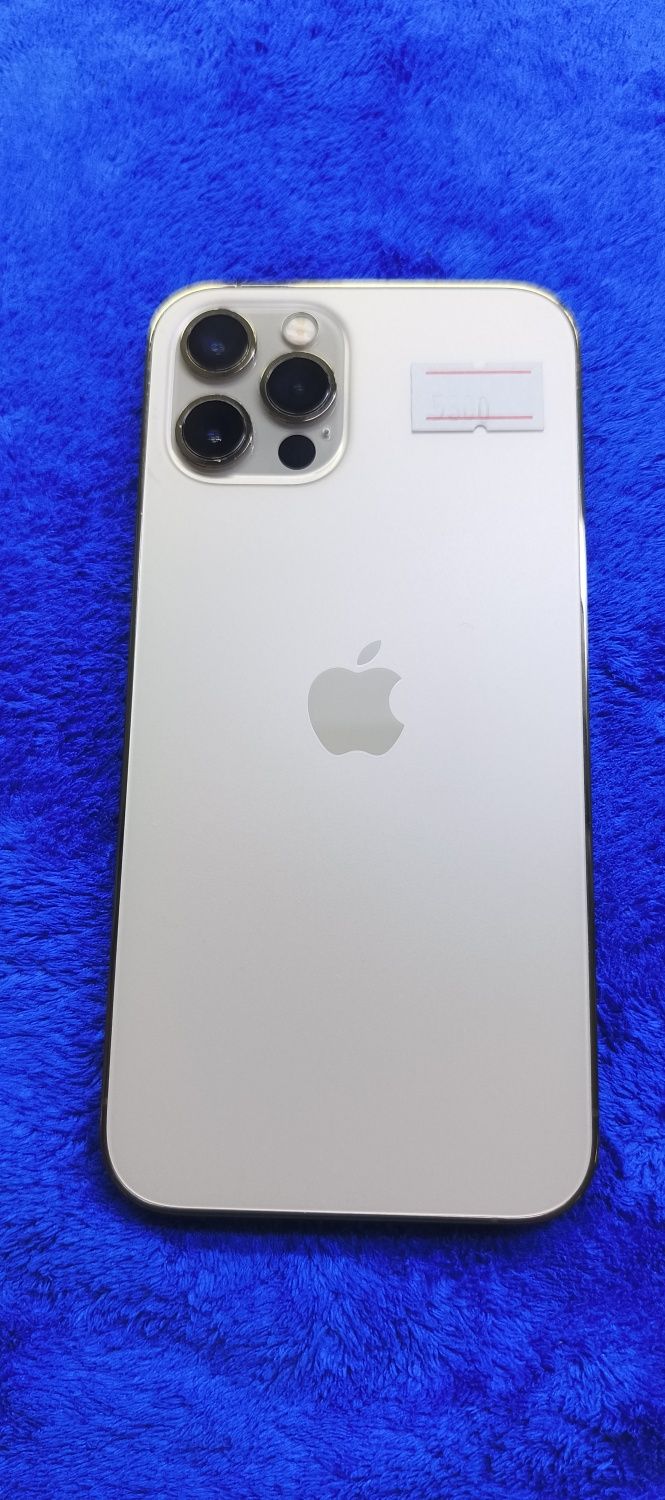 iPhone 12 pro  .