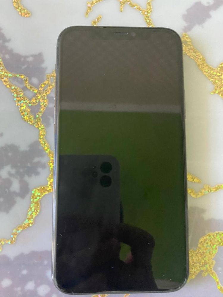 продам iphone 11 pro