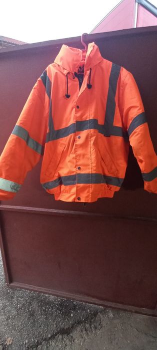 Geacă pantalon tricou