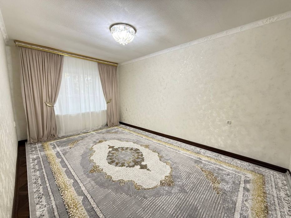 Продается 3 ком. Квартира 77 серия на 2 этаже площадью 70 кв.м.