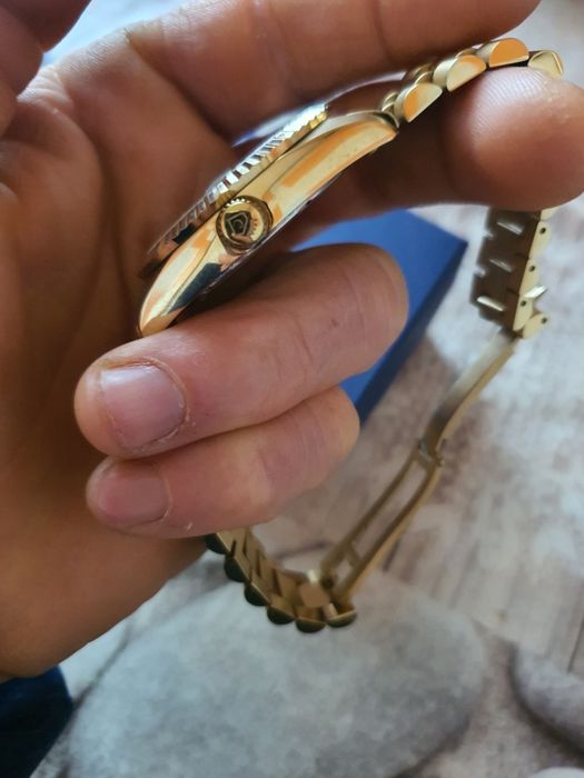 Ceas cavadini original subacvatic în cutie