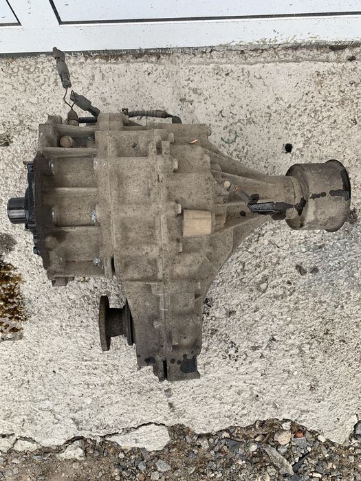 Раздатачна кутия за Нисан Навара 2003 г-2.5dci-133кс