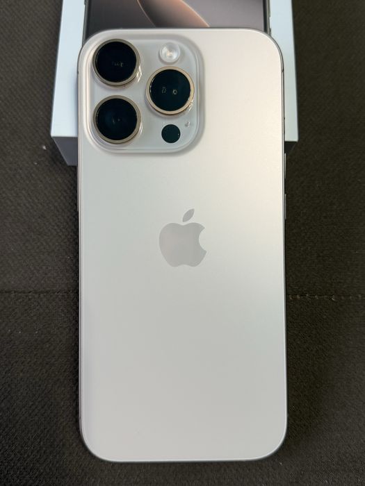 iPhone 16 Pro, 128 GB