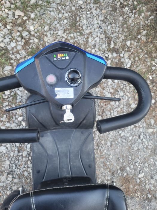 Електрически скутер (четериколка)