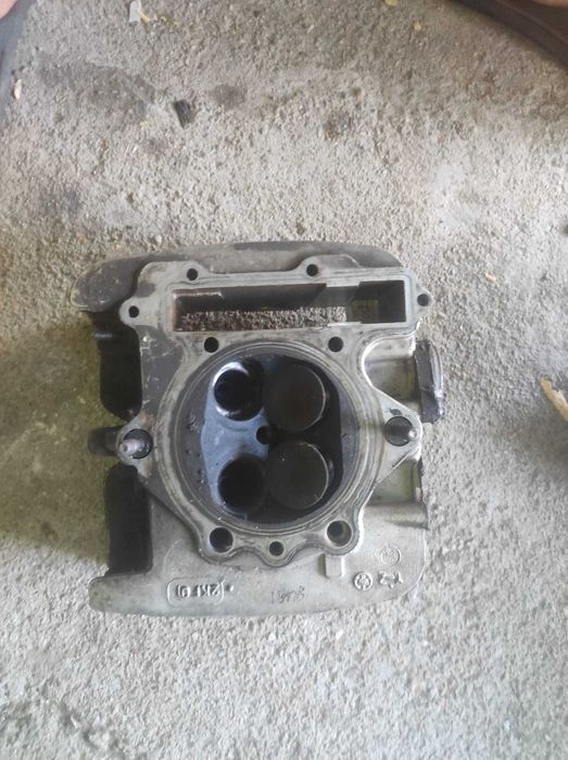 Piese yamaha tt/xt  600  [si un motor perfect functional]