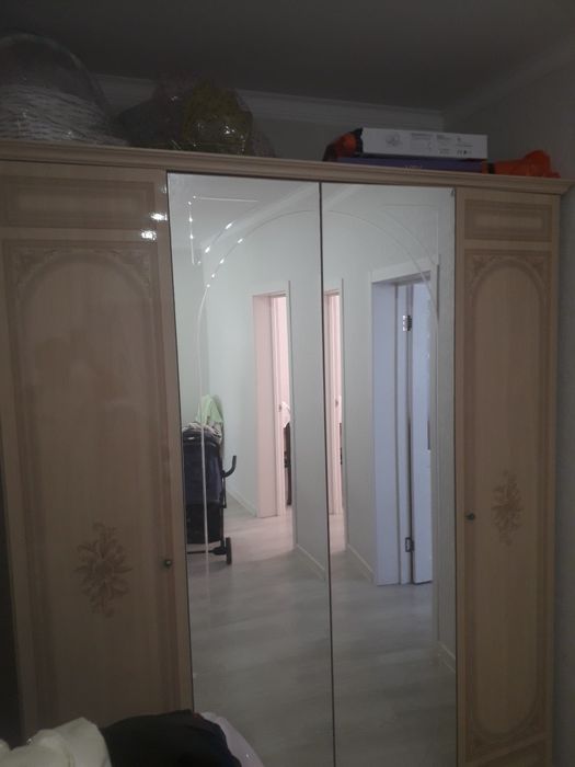 Срочно Спальный гарнитур продам