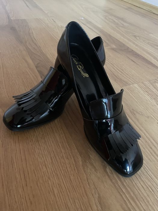 Нови обувки