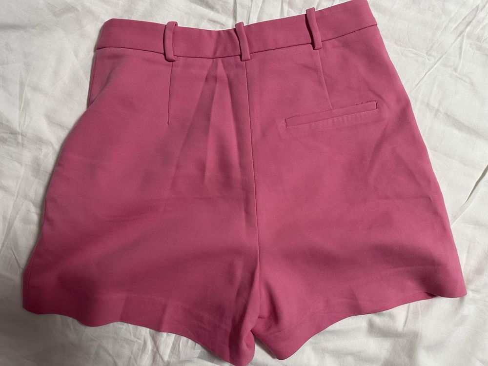 Дамски къси панталони ZARA