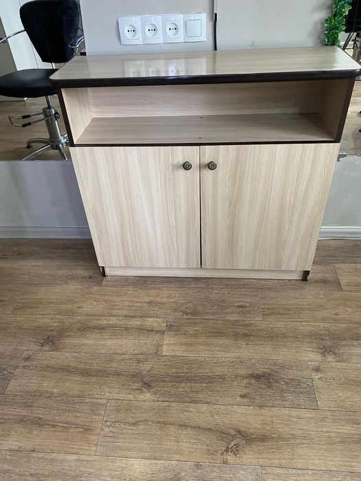 Продам тумбочки в отличном состояние .