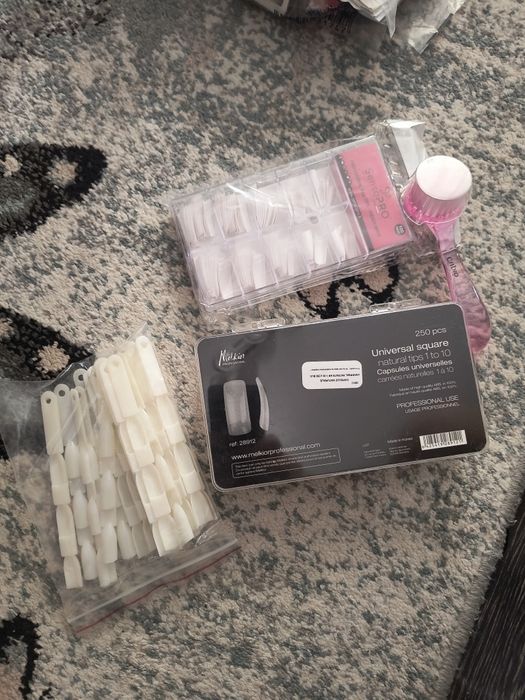 Accesorii unghii