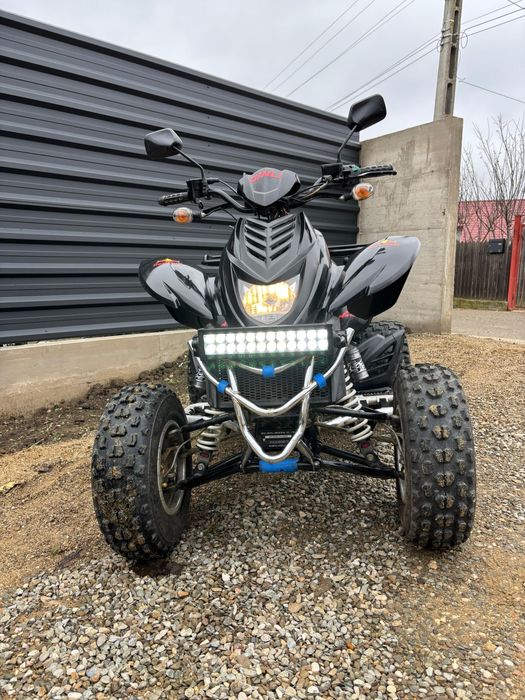 Vând ATV 300 automat , mărime mare de 2 persoane