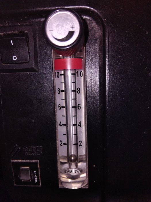 Vand aparat de oxigen