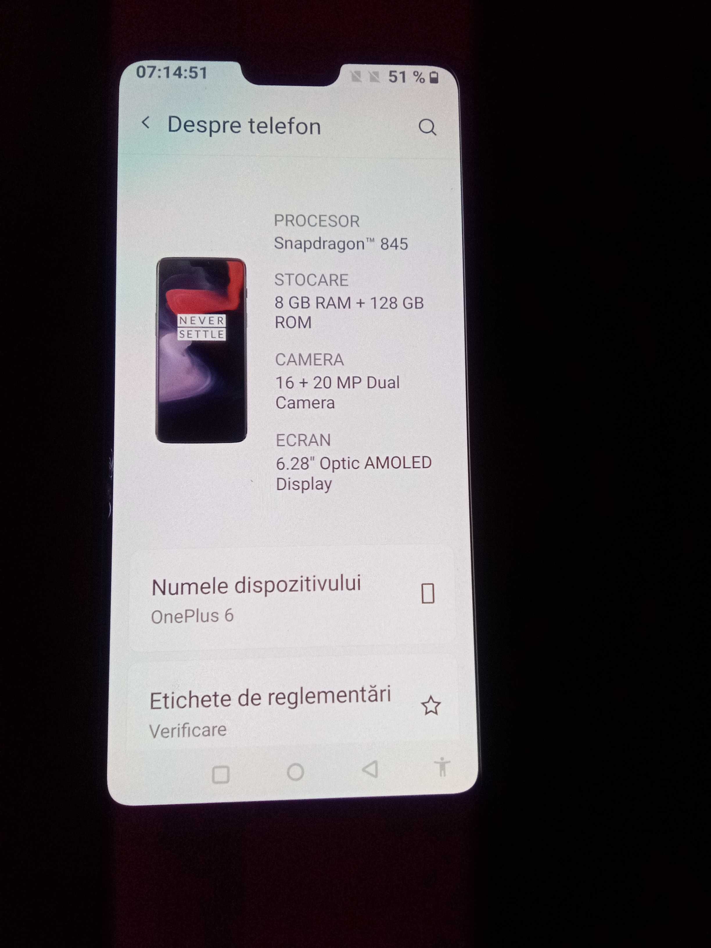 Vând telefon one plus 6.