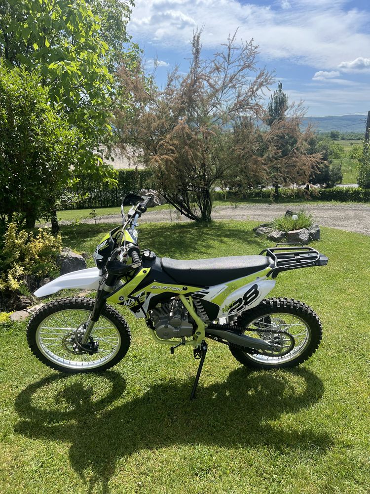 Motocicleta Enduro Barton NXT 250