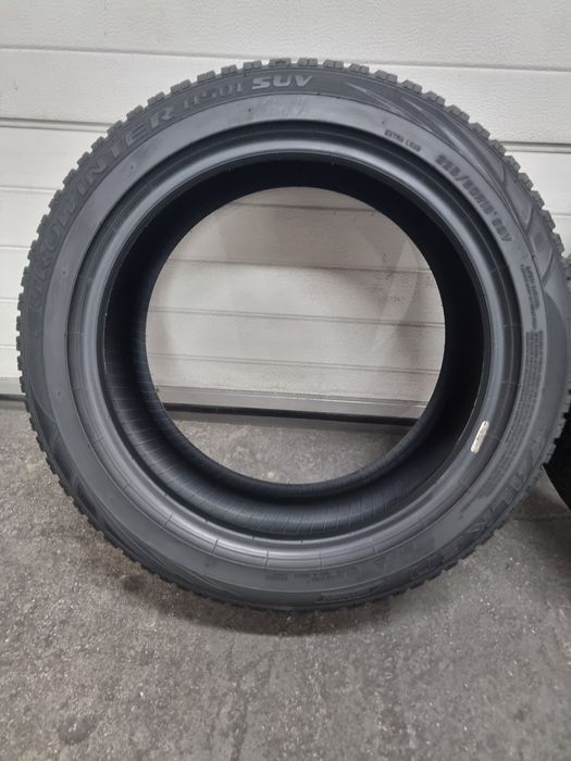 Anvelope Falken 225/50/18