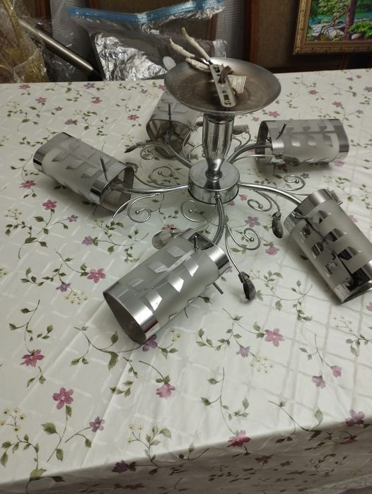 Люстра 5 рожковая