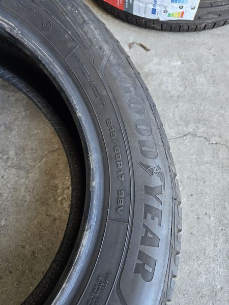 215/65/17 GOODYEAR 4бр