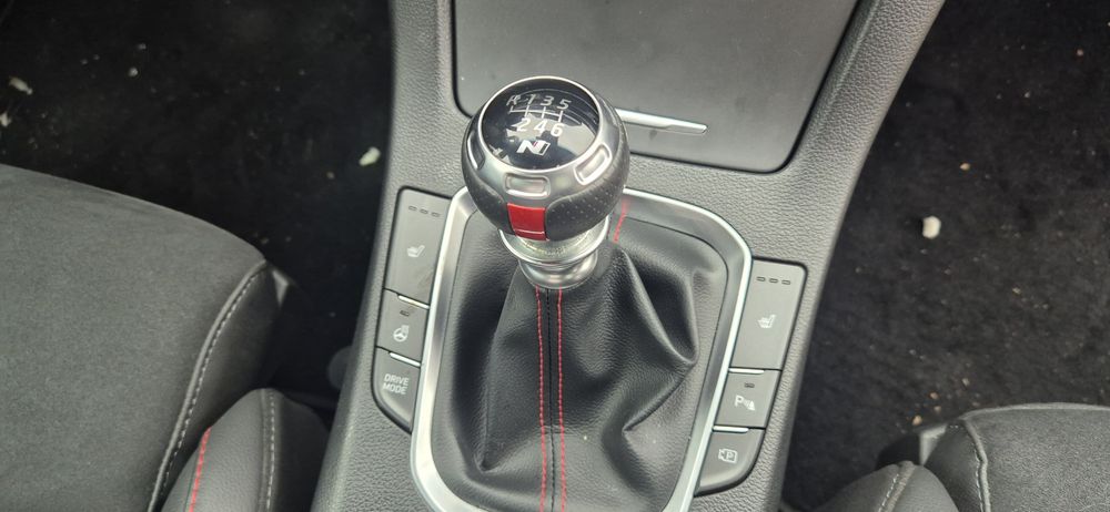 Nuca manson Schimbator piele N-Line hyundai i30 facelift 1.0 tgdi