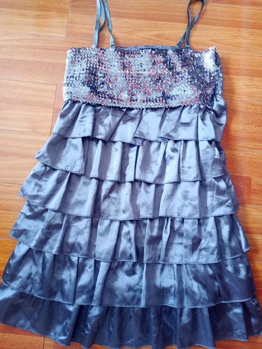 Rochie gri cu paiete