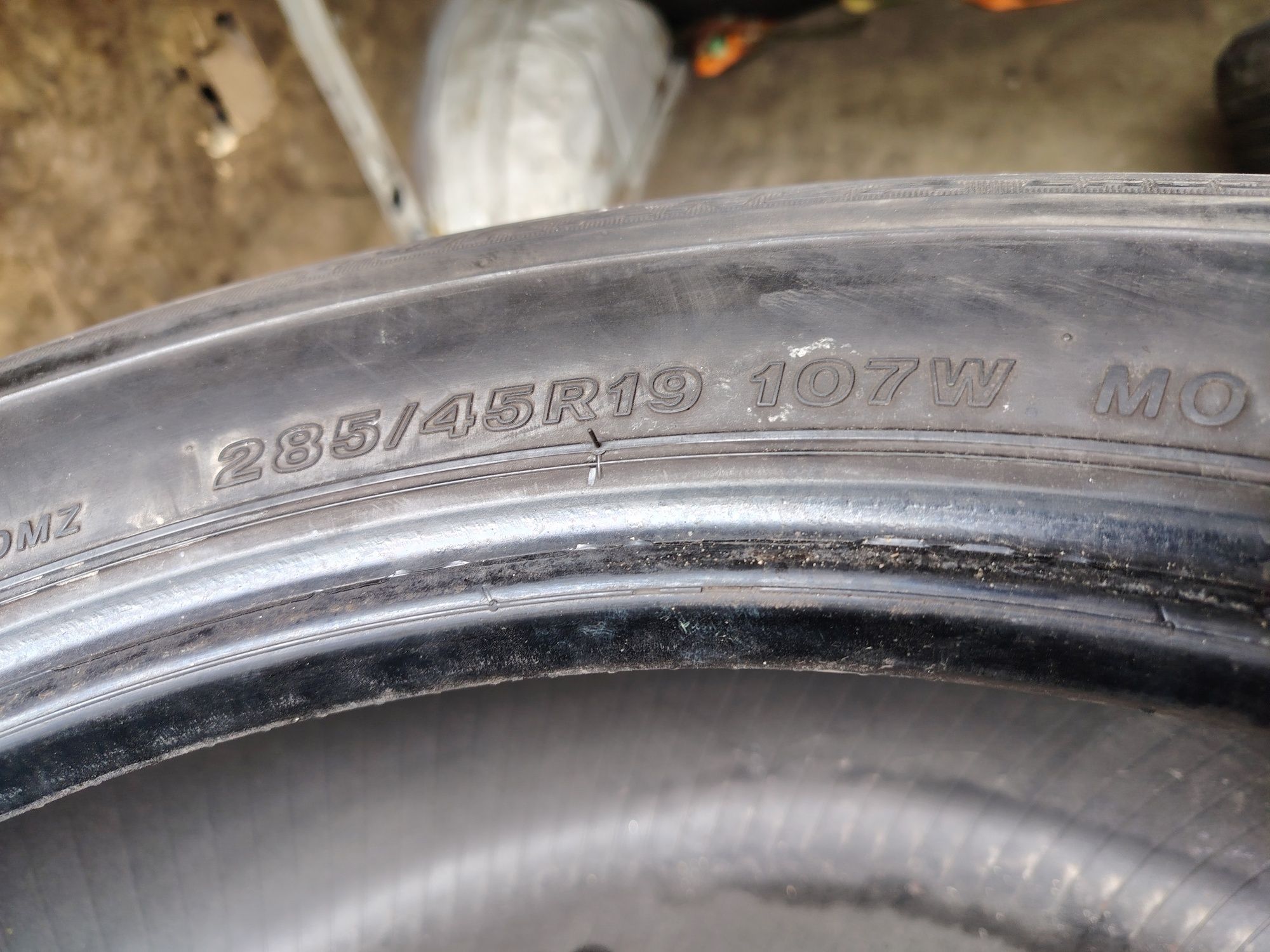 Anvelope vara 285 45 19 Bridgestone 2014 6mm