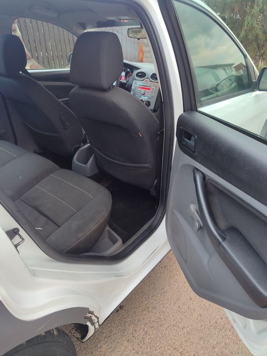 Vând focus 2 facelift