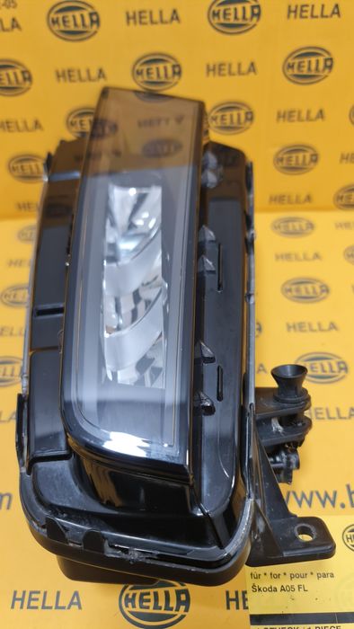 Lampa proiector ceata led dreapta Seat Leon 3 facelift Ateca
