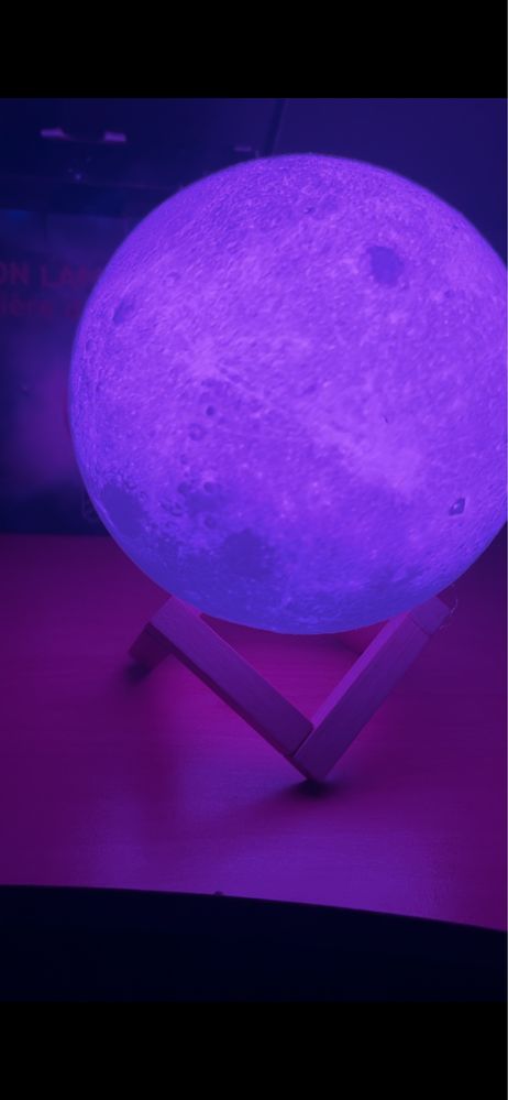 LED Moon Lamp – 3D Лампа Луна с Дистанционно | Подарък и Декорация