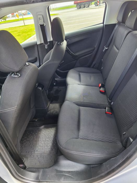 Peugeot 208 (August 2019) ,1.2 aspirat.