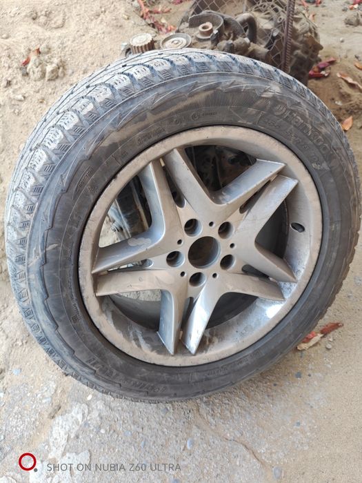 Продам диски с шинами бмв