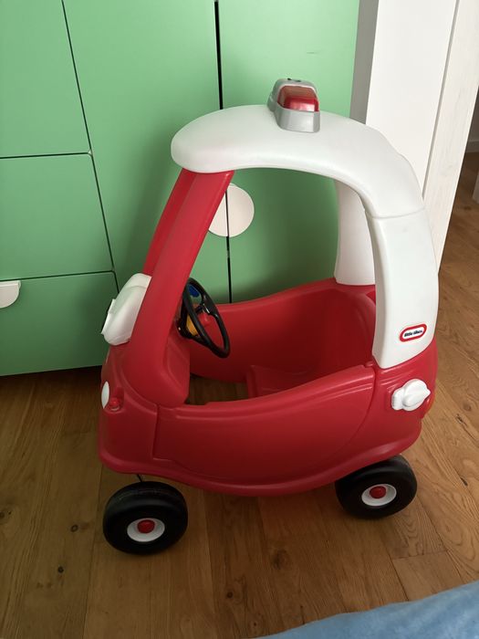 Masinuta pompieri Liitle Tikes - ca noua
